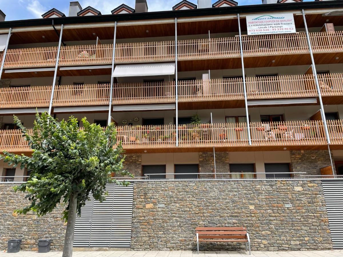 Precioso Calido Apartamento En Sort Con Terraza Apartment Ngoại thất bức ảnh